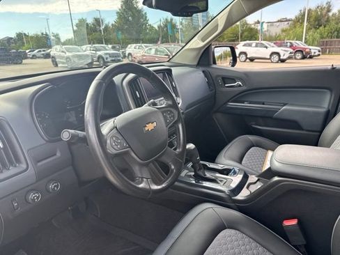 Used 2019 Chevrolet Colorado Z71 AWD/4WD image 9