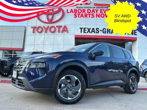 Used 2025 Nissan Rogue SV AWD/4WD image 1