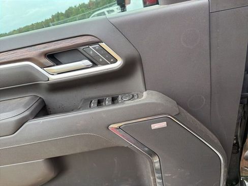 Used 2026 GMC Sierra 3500 SLT w/ SLT Premium Package image 13