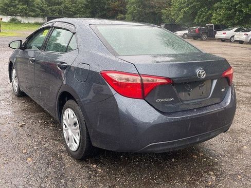 Used 2018 Toyota Corolla LE FWD image 3