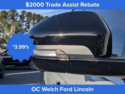 Certified 2025 Lincoln Navigator Reserve image 12