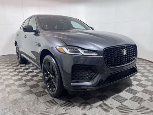 New 2026 Jaguar F-PACE R-Dynamic S image 3