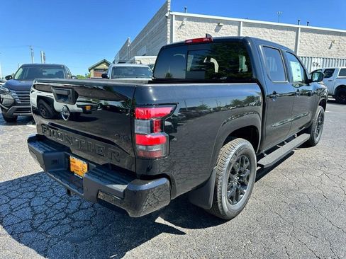 New 2026 Nissan Frontier SV image 3