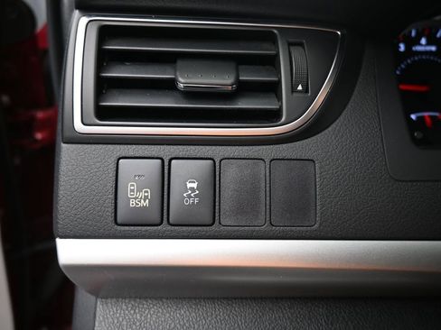 Used 2015 Toyota Camry XSE image 21