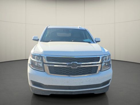 Used 2019 Chevrolet Suburban LT image 2