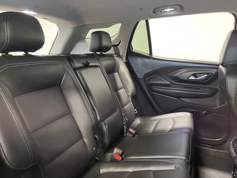 Used 2024 GMC Terrain SLT FWD image 13