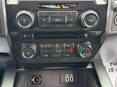 Used 2016 Ford F150 XLT w/ Equipment Group 302A Luxury image 35