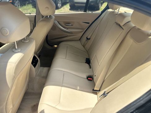 Used 2014 BMW 320i Sedan image 17