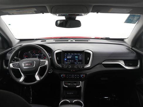Used 2022 GMC Terrain SLE w/ Driver Convenience Package image 13