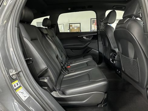 Used 2018 Audi Q7 3.0T Premium Plus w/ Premium Plus Package image 17