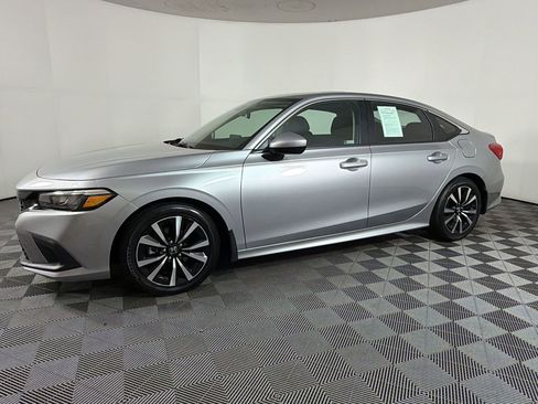 Used 2023 Honda Civic EX image 18