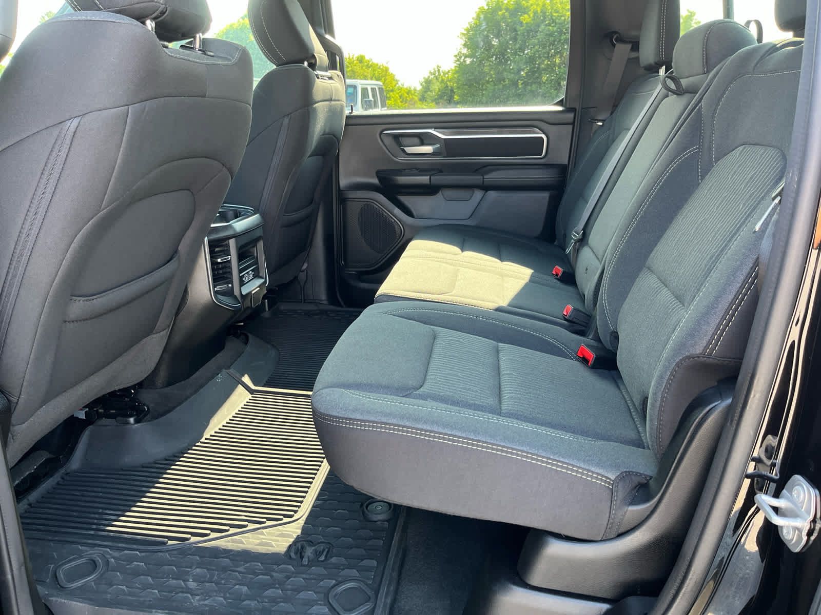 Used 2024 RAM 1500 Big Horn AWD/4WD image 22