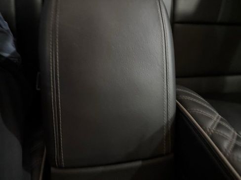 Used 2023 GMC Canyon Denali w/ Denali Black Edition image 23