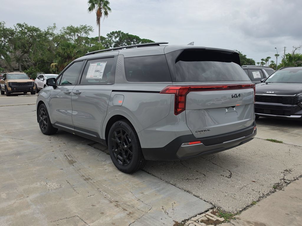 New 2026 Kia Carnival SX w/ SX Dark Edition Package FWD image 6
