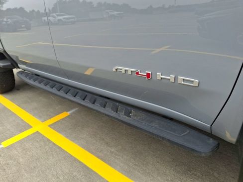 Used 2025 GMC Sierra 3500 AT4 w/ AT4 Premium Plus Package AWD/4WD image 5