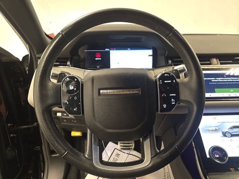 Used 2020 Land Rover Range Rover Evoque R-Dynamic S AWD/4WD image 11