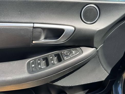 Used 2025 Hyundai Sonata SEL FWD image 20