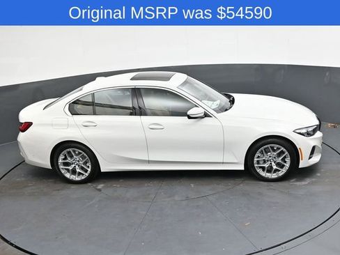 Used 2026 BMW 330i xDrive Sedan w/ Premium Package image 17