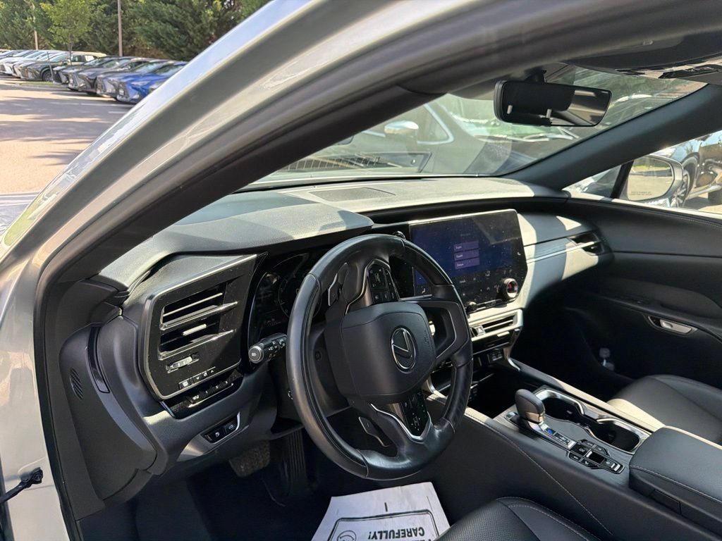 Used 2023 Lexus RX 350 Premium w/ Accessory Package AWD/4WD image 36