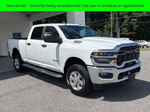 Used 2026 RAM 2500 Big Horn AWD/4WD image 21