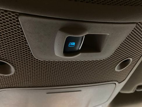 Used 2019 Ford F150 Lariat image 33