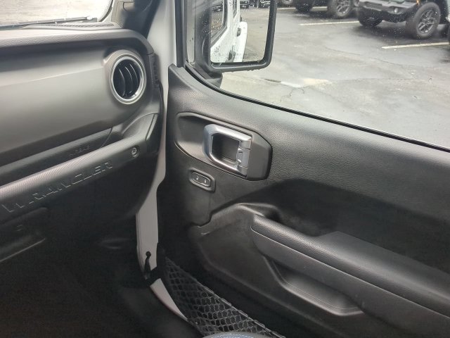Used 2023 Jeep Wrangler Unlimited Rubicon 4xe AWD/4WD image 18