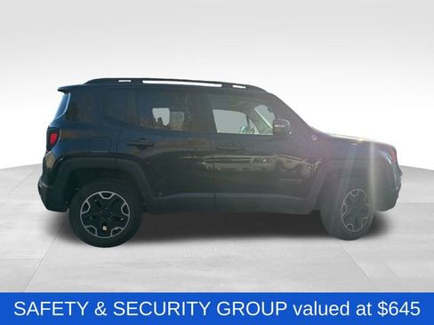 Used 2017 Jeep Renegade Trailhawk image 8