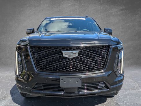 Certified 2026 Cadillac Escalade ESV Platinum Sport w/ LPO, ONYX Package image 8