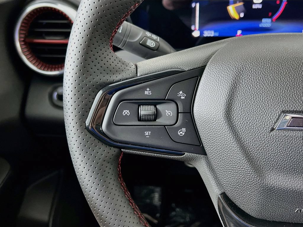 New 2026 Chevrolet Trax RS w/ Driver Confidence Package FWD image 32