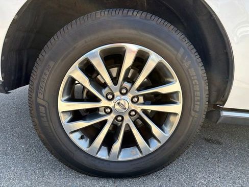 Used 2018 Ford Expedition Limited w/ Equipment Group 301A RWD image 28