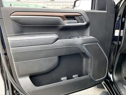 Used 2023 Chevrolet Silverado 1500 RST w/ Z71 Off-Road Package image 9