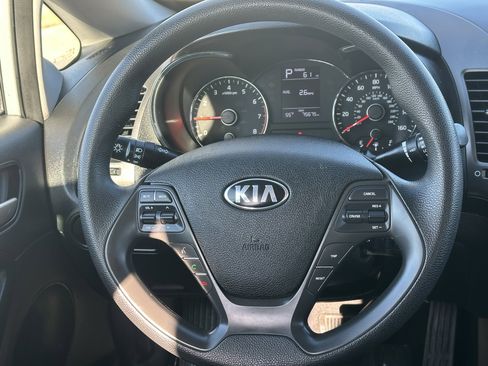Used 2018 Kia Forte LX image 23