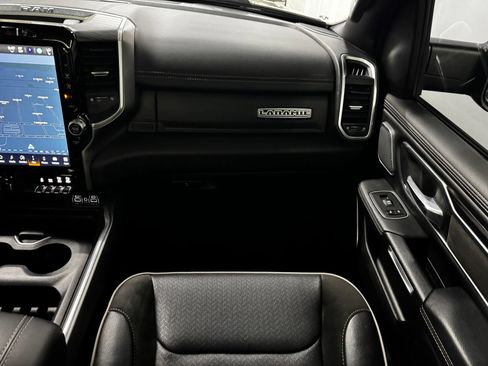 Used 2023 RAM 1500 Laramie AWD/4WD image 20