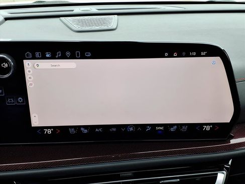 Used 2024 Chevrolet Traverse RS w/ LPO, Floor Liner Package image 9