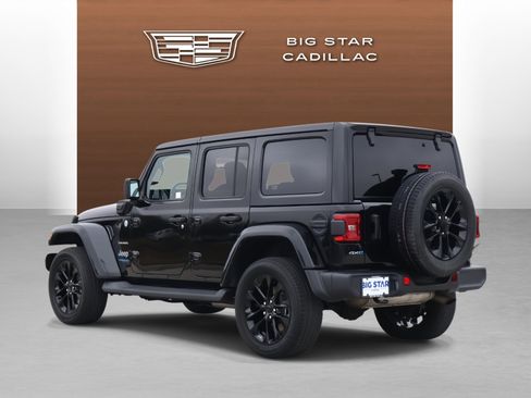Used 2021 Jeep Wrangler Unlimited Sahara w/ Cold Weather Group image 3