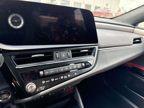 Used 2023 Lexus ES 350 F Sport w/ Accessory Package (Z2) FWD image 21