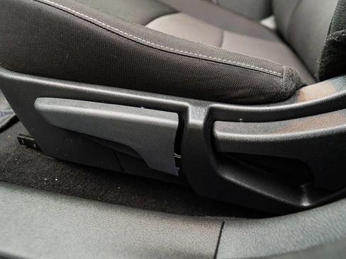 Used 2025 Nissan Sentra SV FWD image 25