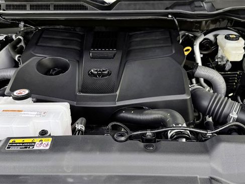 Used 2023 Toyota Tundra SR5 w/ SR5 Convenience Package image 10