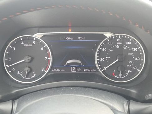 Used 2025 Nissan Sentra SR FWD image 36
