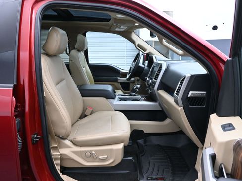 Used 2015 Ford F150 Lariat w/ Equipment Group 501A Mid AWD/4WD image 13