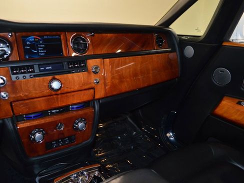 Used 2009 Rolls-Royce Phantom Drophead Coupe RWD image 26