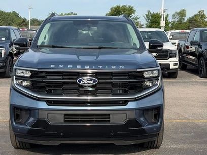 New 2027 Ford Expedition Platinum w/ Platinum Ultimate Package