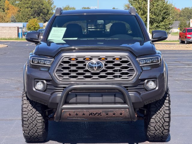 Used 2021 Toyota Tacoma TRD Off-Road AWD/4WD image 9