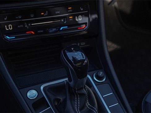 New 2026 Volkswagen Jetta SE image 14