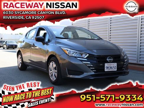 Used 2024 Nissan Versa S image 1