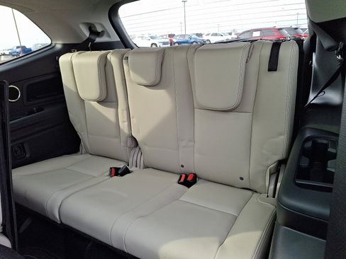 Certified 2021 Subaru Ascent Limited w/ Technology Package image 10