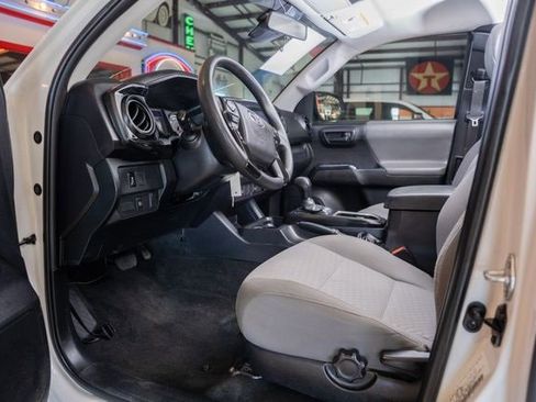 Used 2023 Toyota Tacoma SR image 13