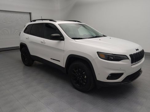 Used 2023 Jeep Cherokee Altitude Lux image 11