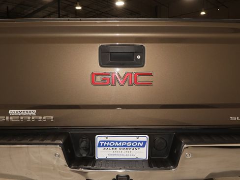 Used 2014 GMC Sierra 1500 SLT w/ SLT Crew Cab Value Package AWD/4WD image 22