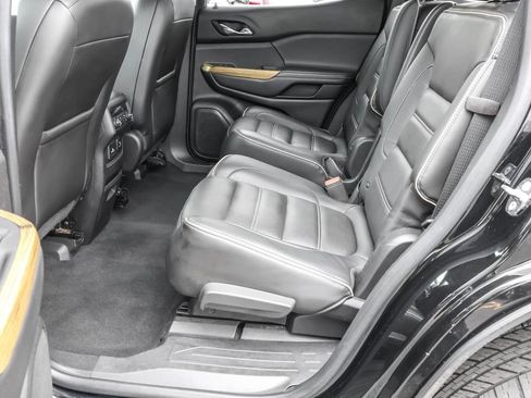 Used 2017 GMC Acadia Denali w/ Technology Package AWD/4WD image 33